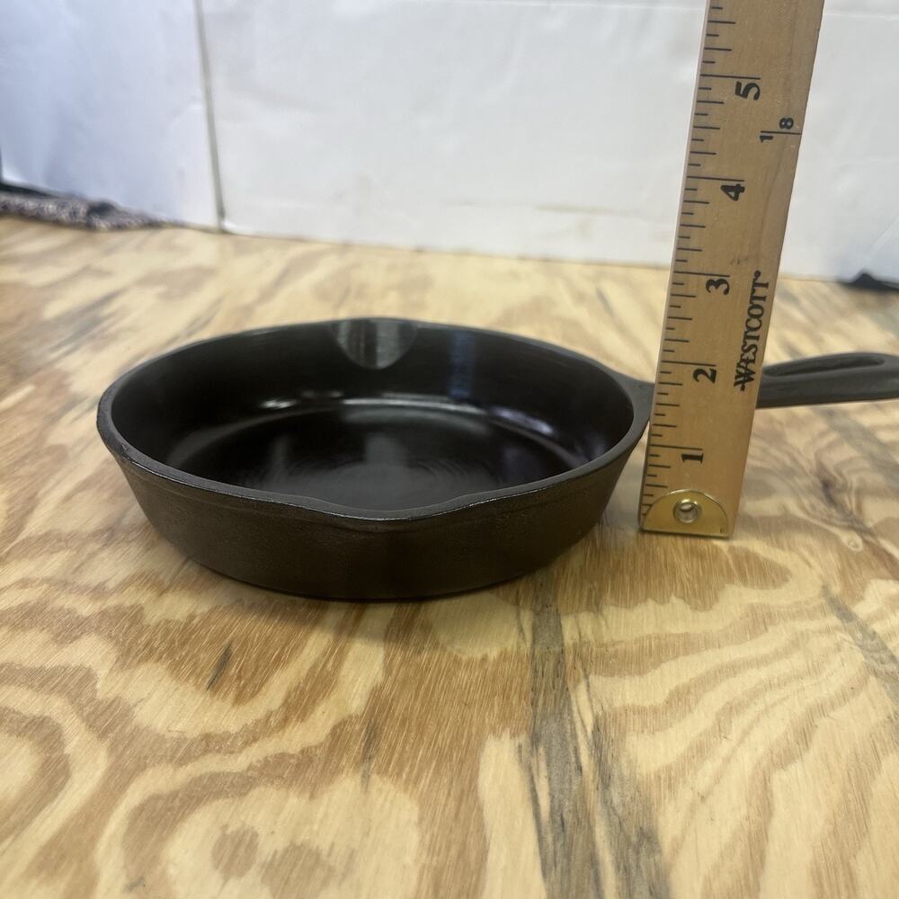 Vtg 3 Unmarked Wagner Ware Seasoned Cast Iron Skillet Fry Sauce Pan 6 1/2" - Picture 7 of 10